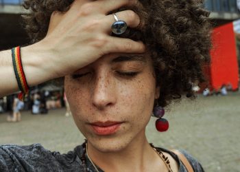 traumatic, headache, brain injury, migraine, concussion, pcs, tbi,