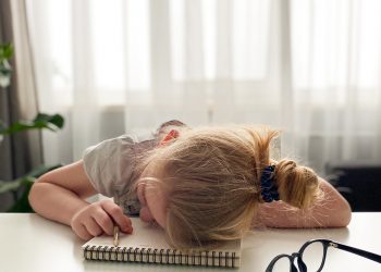 The Sleeping-Learning Connection: Three Sleep Mistakes That Can Wreck Your GPA