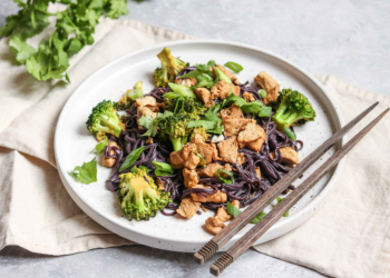 Turkey and Broccoli Stir Fry