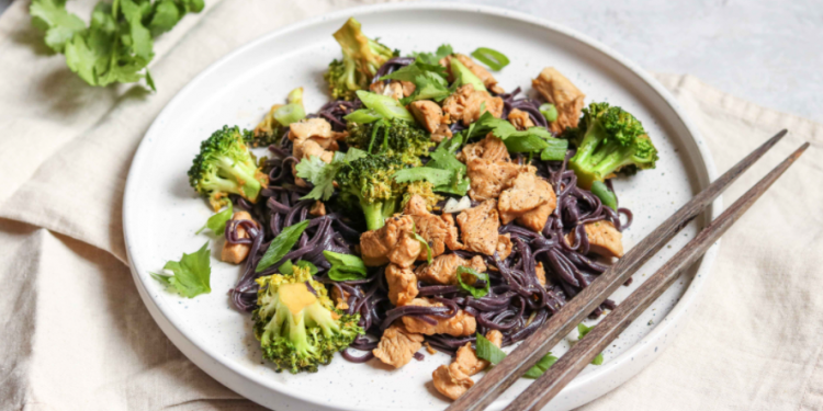 Turkey and Broccoli Stir Fry - The Brain Health Magazine